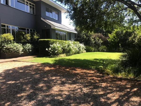 46 On Allcock Guest Apartment & Luxury Room Pretoria-Noord エクステリア 写真