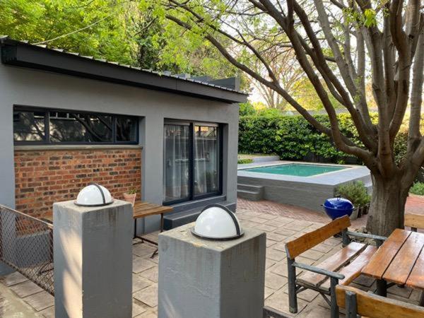 46 On Allcock Guest Apartment & Luxury Room Pretoria-Noord エクステリア 写真