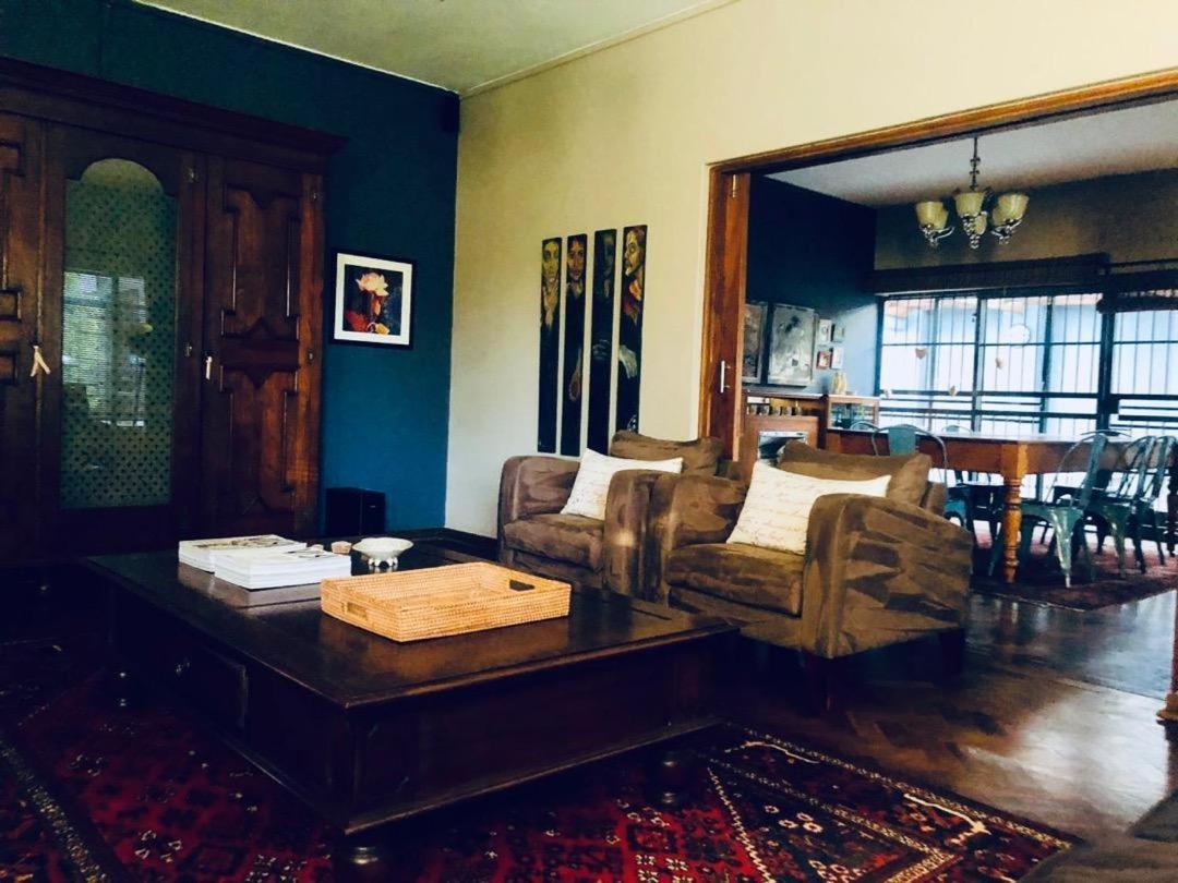 46 On Allcock Guest Apartment & Luxury Room Pretoria-Noord エクステリア 写真